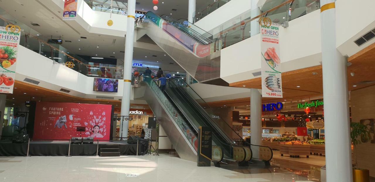 Panoramic View Grand Kamala Lagoon Bekasi Exterior photo
